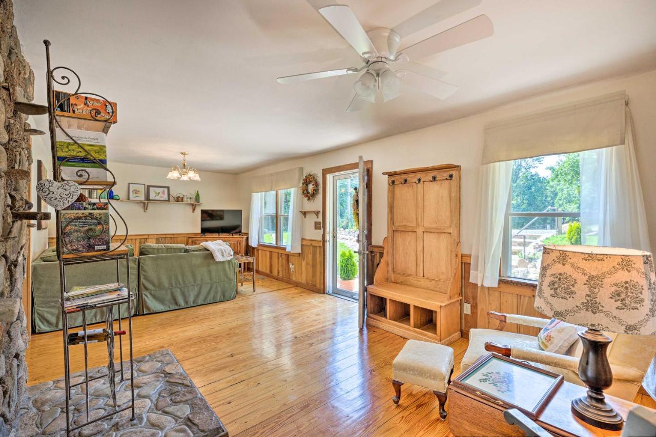 Charming Cottage Less Than 10 Mi To Wineries And Skiing! Nellysford 외부 사진